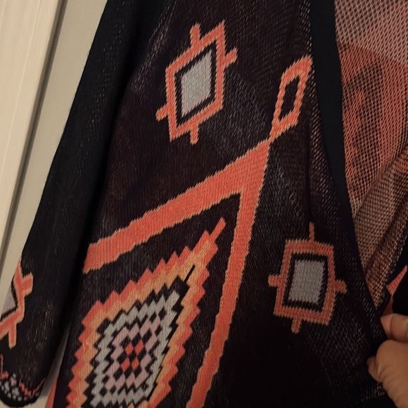 Say what brand poncho sweaterSUPER CUTE! - Picture 3 of 8